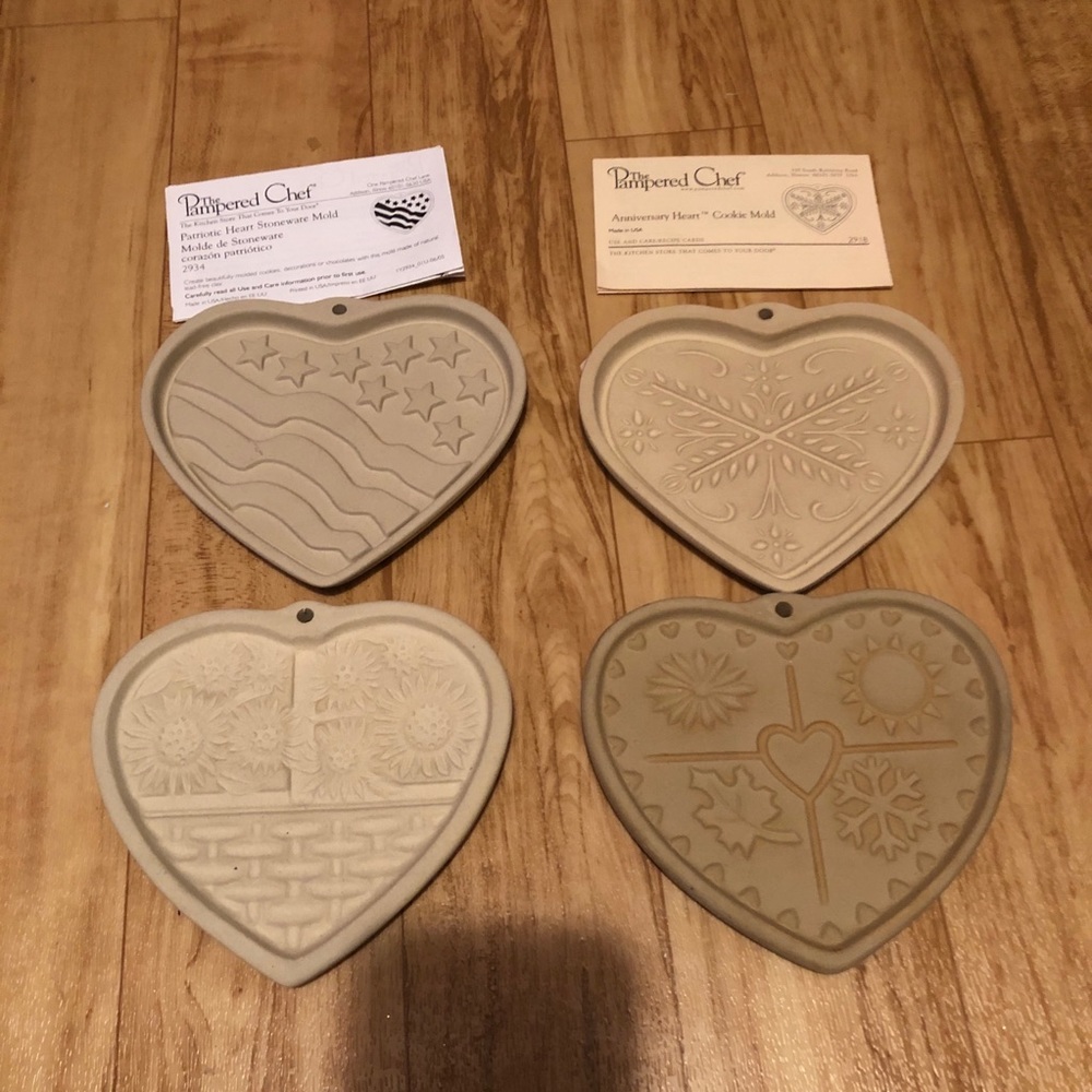Pampered Chef Stoneware Mold
